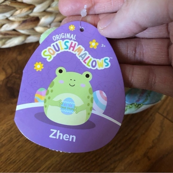 Squishmallows Zhen the Frog "Hey There Hop Stuff" 5" - Picture 5 of 7